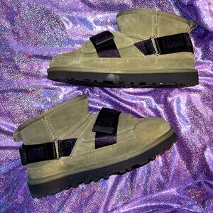 UGG Boots Classic Ultra Mini Hybrid